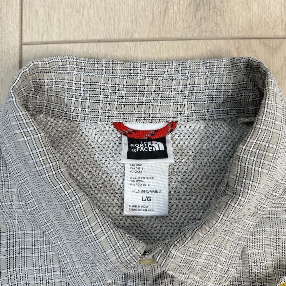 The North Face Shirt Men's L Plaid Mesh Lined‎ Beige Outdoor Button Up Hiking